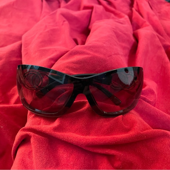 Rare Vintange CHANEL brown sunglasses - Picture 3 of 5